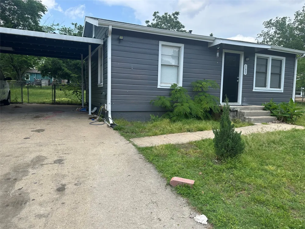 137 Lynn Drive Azle, TX 76020