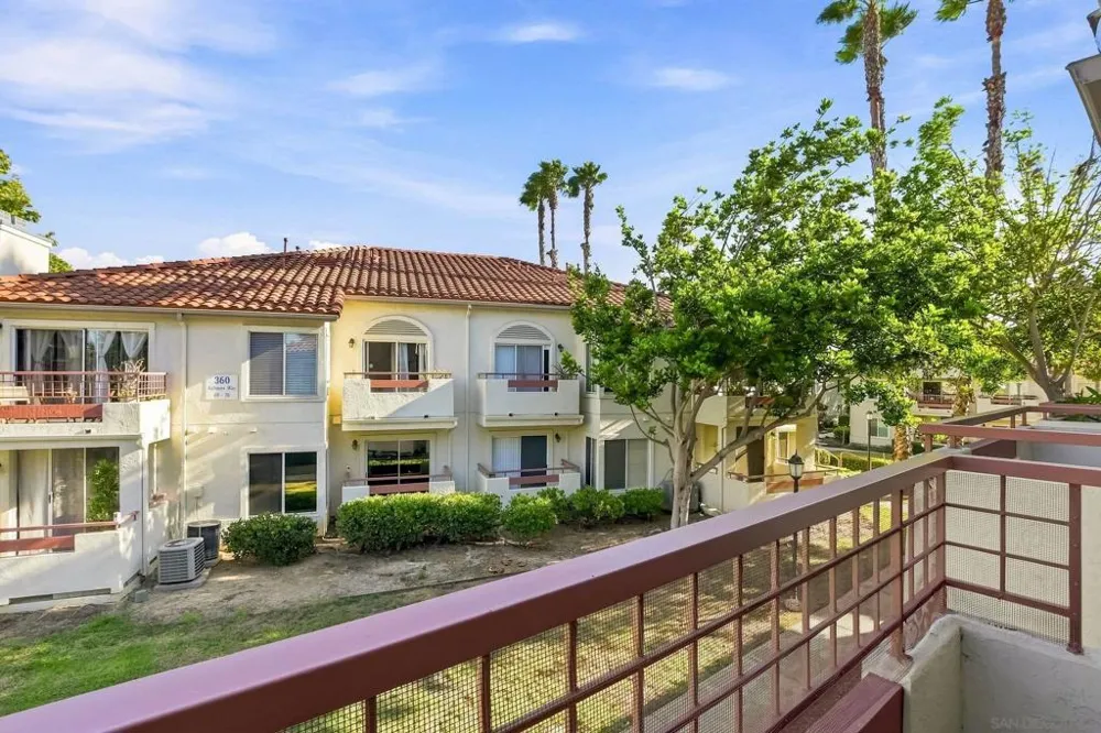 405 Stoney Point Way Unit 100 Oceanside, CA 92058