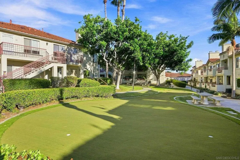 405 Stoney Point Way Unit 100 Oceanside, CA 92058