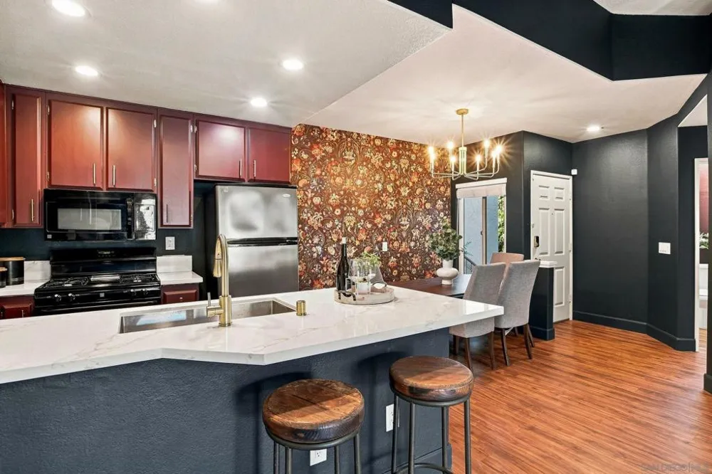 405 Stoney Point Way Unit 100 Oceanside, CA 92058