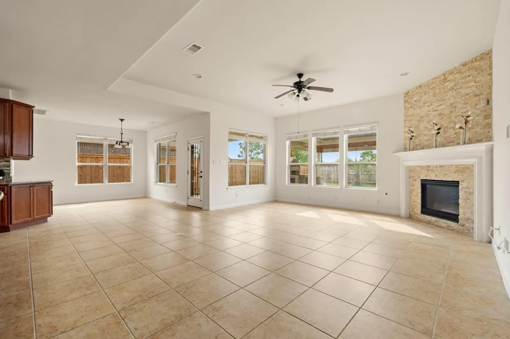 25935 Foxrun Vista Drive Katy, TX 77494