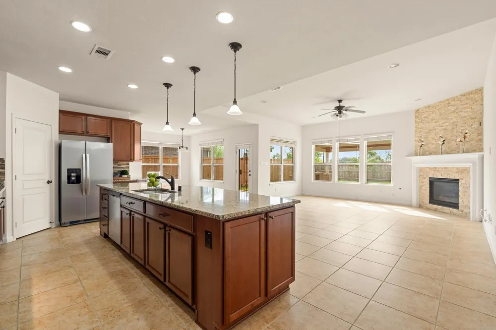 25935 Foxrun Vista Drive Katy, TX 77494