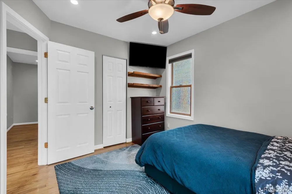 30176 Brush Street Madison Heights City, MI 48071