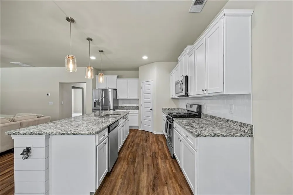 1912 Hymer Court Monroe, GA 30656