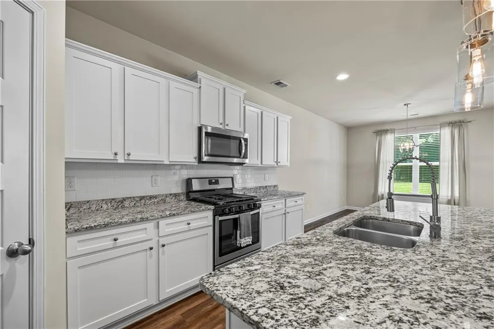 1912 Hymer Court Monroe, GA 30656