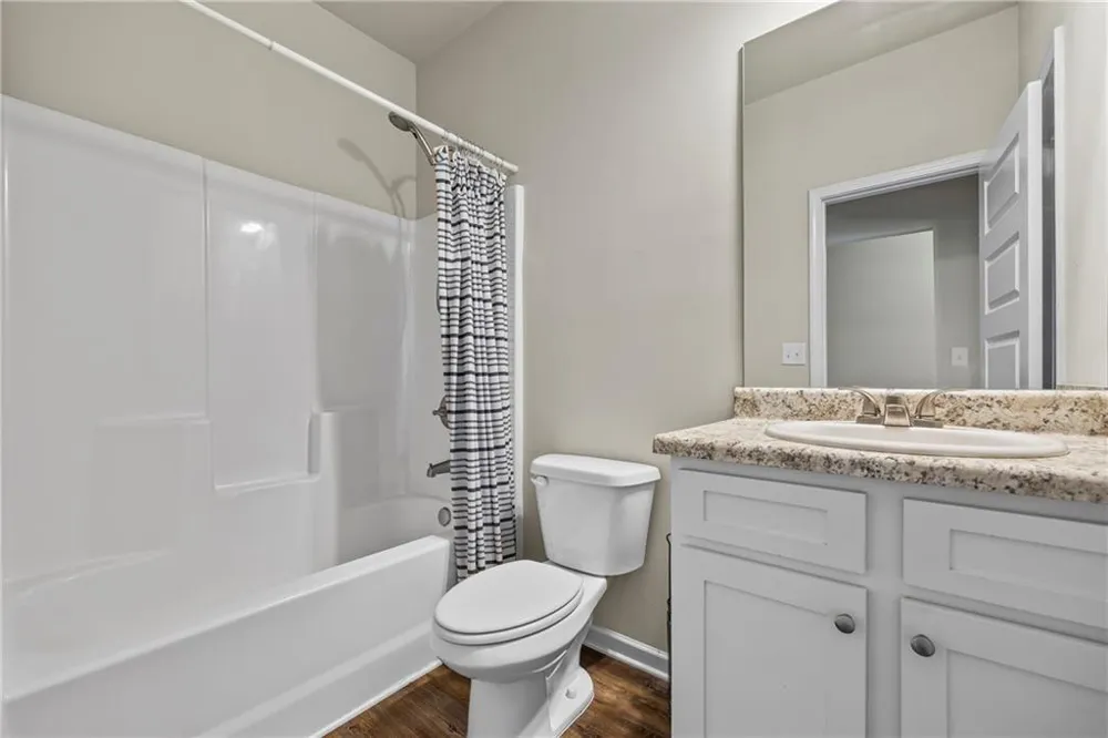1912 Hymer Court Monroe, GA 30656