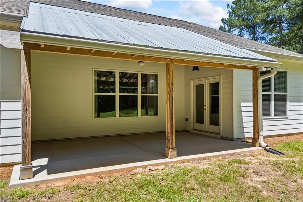 1912 Hymer Court Monroe, GA 30656