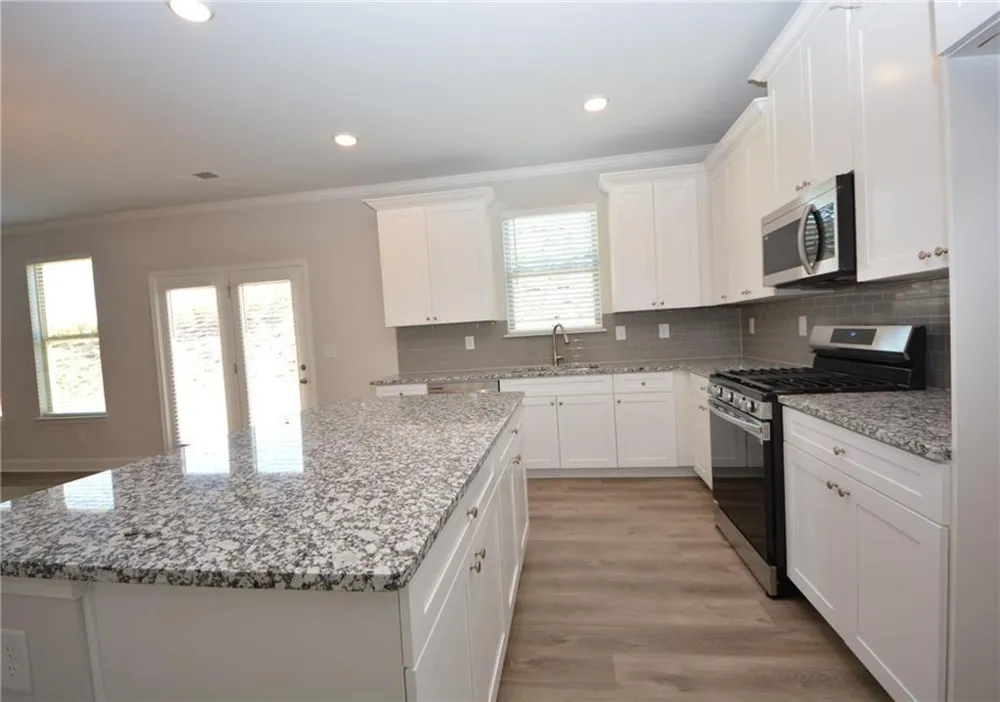 232 Hellen Valley Drive Braselton, GA 30517