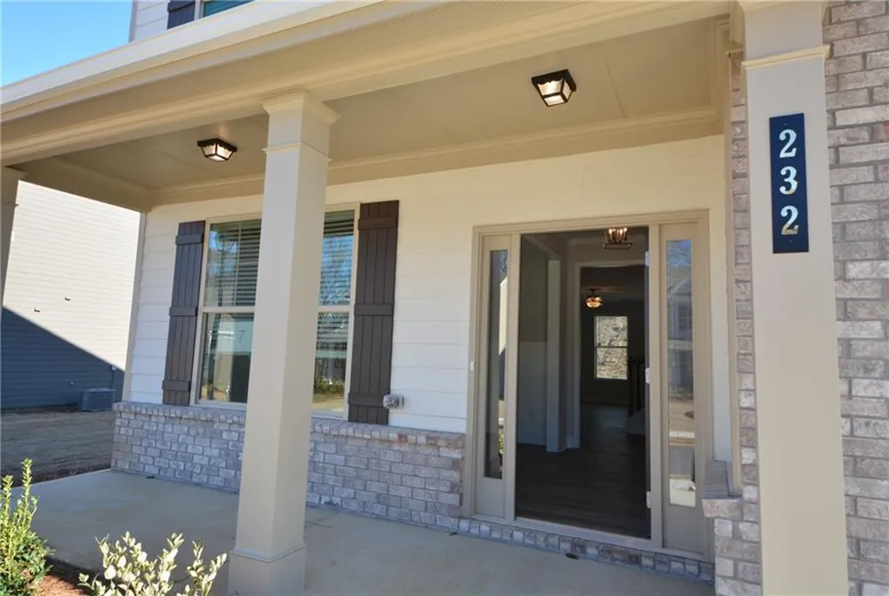 232 Hellen Valley Drive Braselton, GA 30517