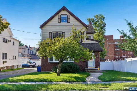 164 Washington Street