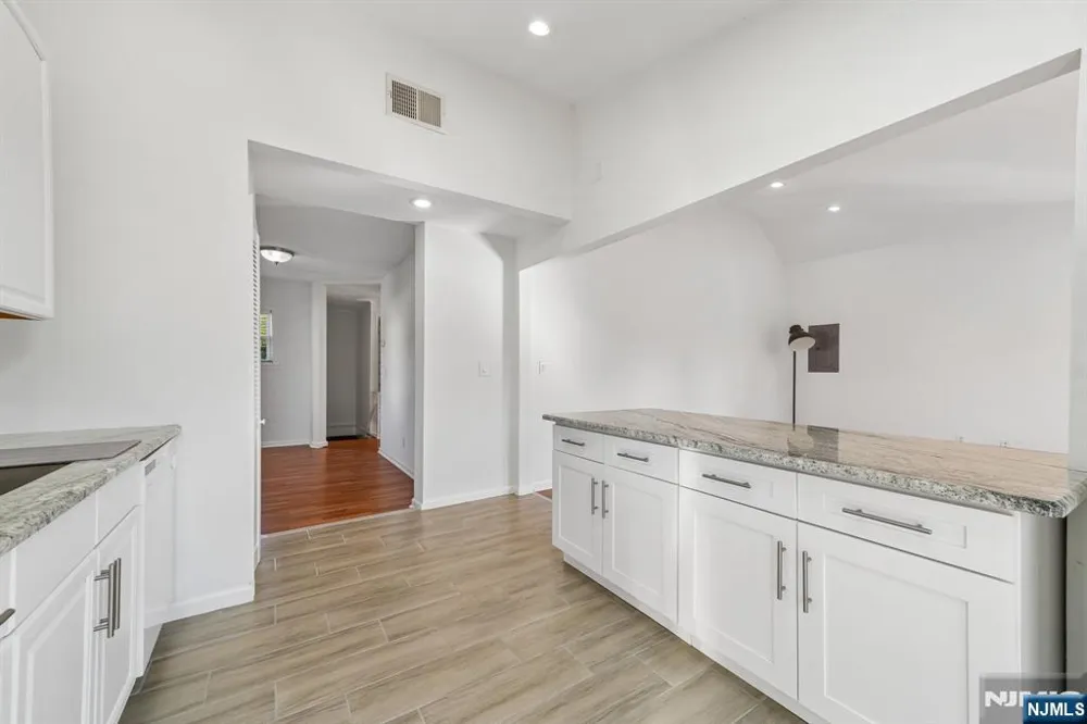 164 Washington Street Bloomfield, NJ 07003