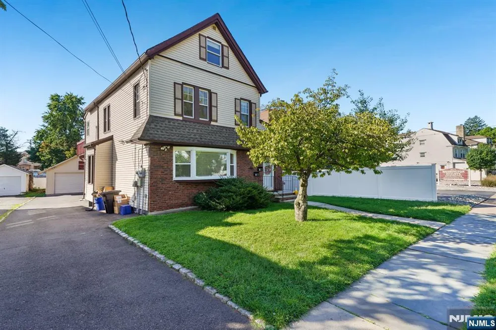 164 Washington Street Bloomfield, NJ 07003