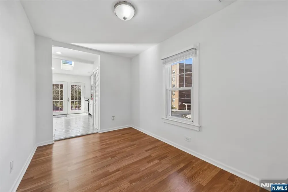 164 Washington Street Bloomfield, NJ 07003