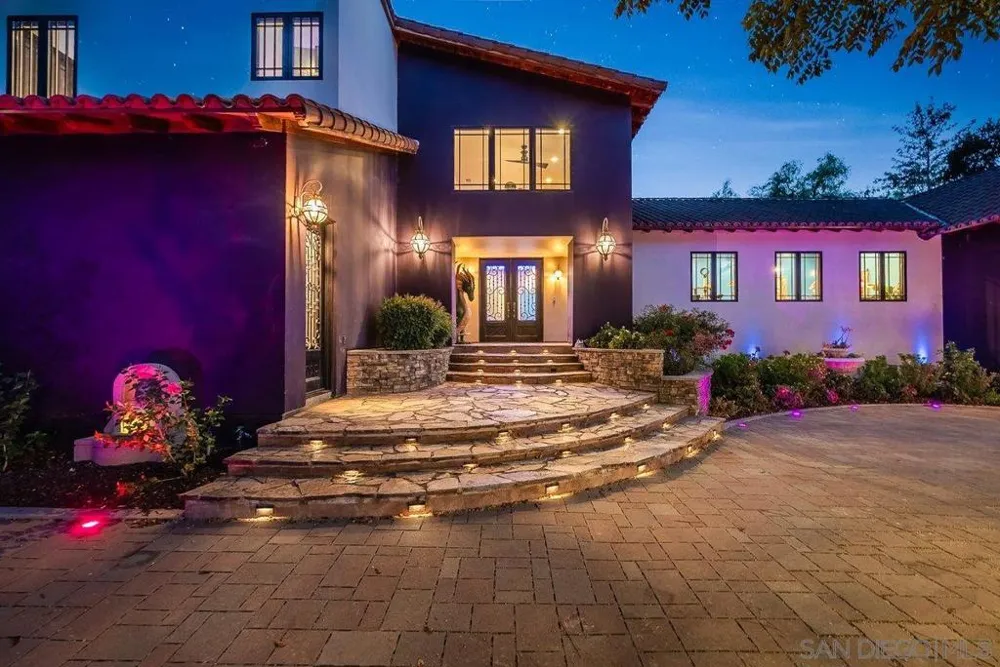 15625 Mussey Grade Rd Ramona, CA 92065