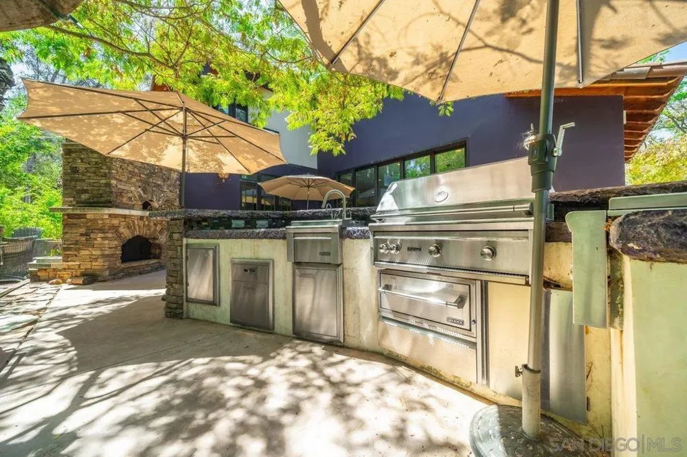 15625 Mussey Grade Rd Ramona, CA 92065