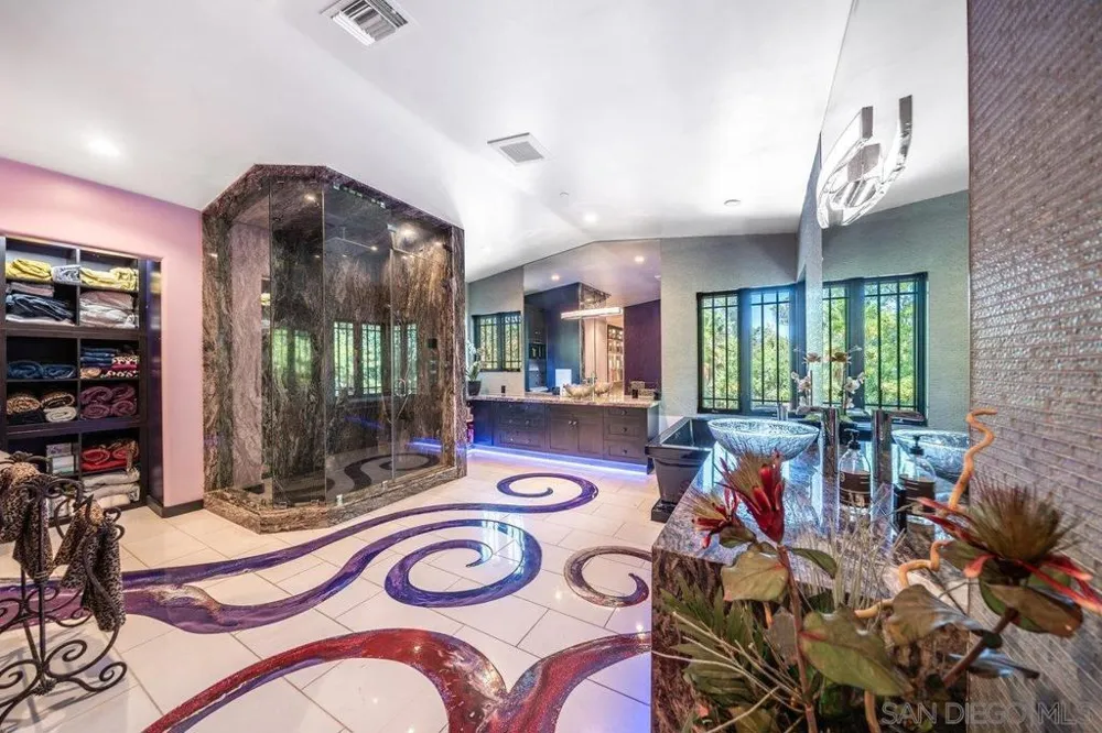 15625 Mussey Grade Rd Ramona, CA 92065