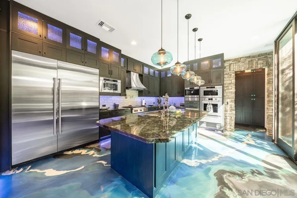 15625 Mussey Grade Rd Ramona, CA 92065