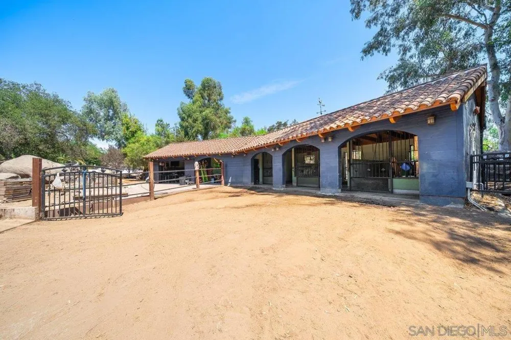 15625 Mussey Grade Rd Ramona, CA 92065