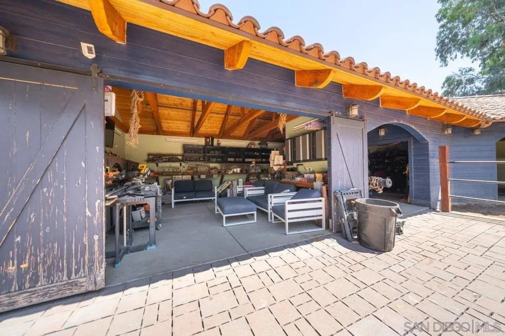 15625 Mussey Grade Rd Ramona, CA 92065