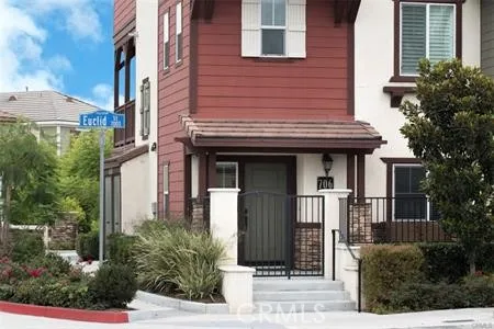 706 S Euclid Fullerton, CA 92832