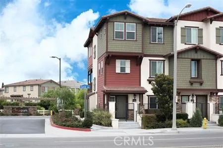 706 S Euclid Fullerton, CA 92832