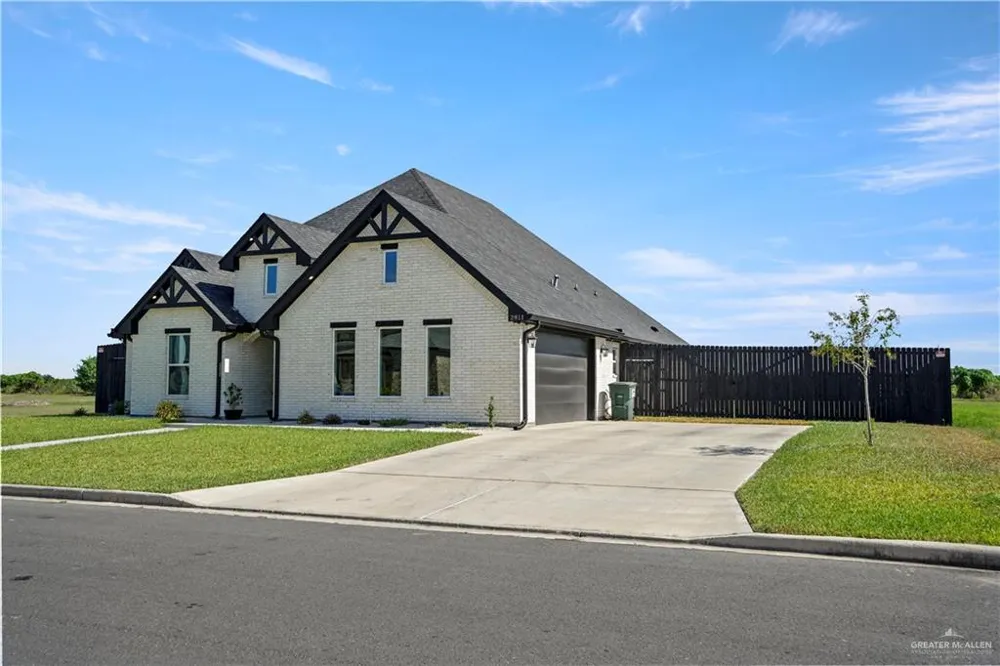 2811 Kingdom Drive Weslaco, TX 78599