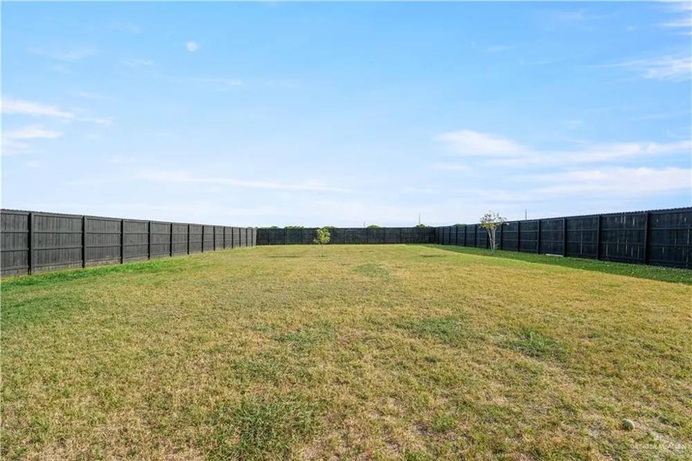 2811 Kingdom Drive Weslaco, TX 78599