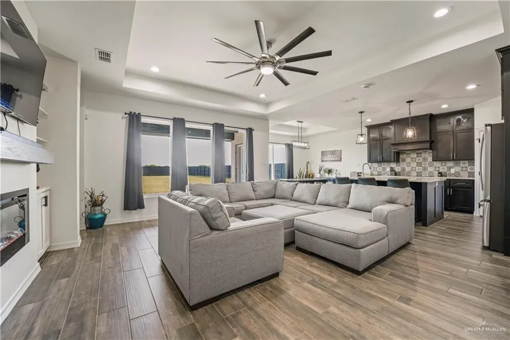 2811 Kingdom Drive Weslaco, TX 78599