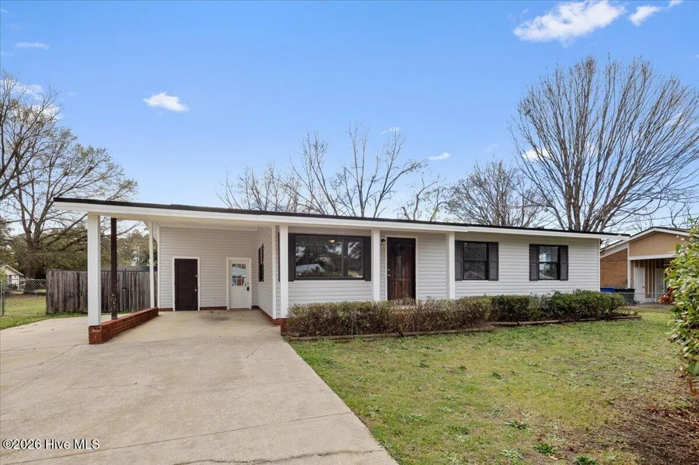 742 Newport Road Fayetteville, NC 28314