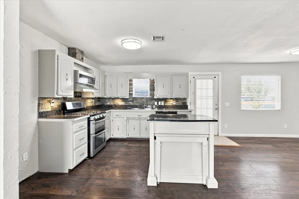 101 Division Street Asher, OK 74826