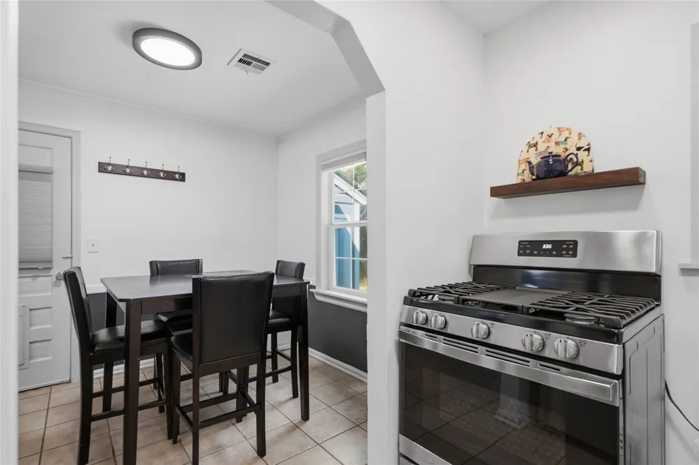 5715 Lewis Avenue Tulsa, OK 74130