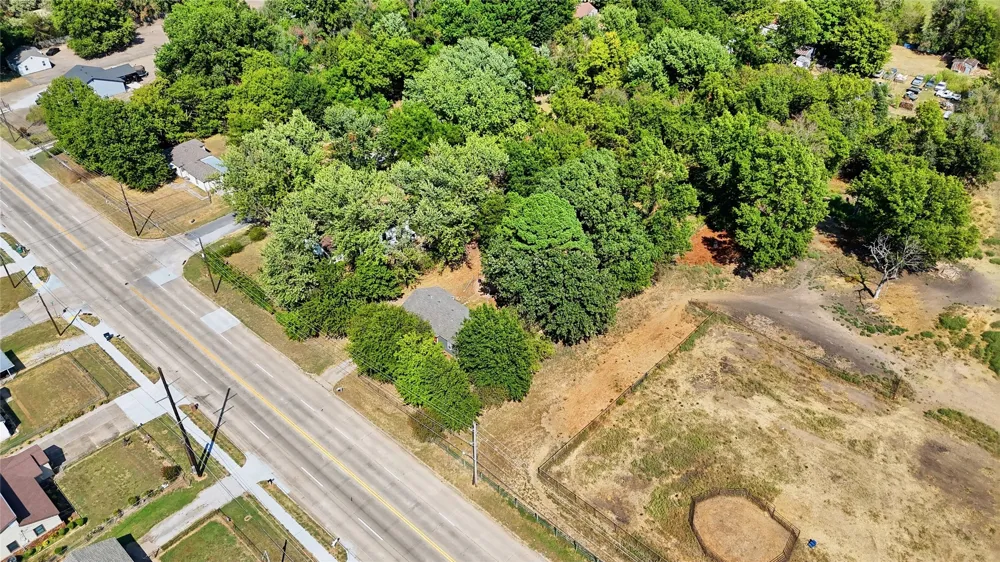 5715 Lewis Avenue Tulsa, OK 74130