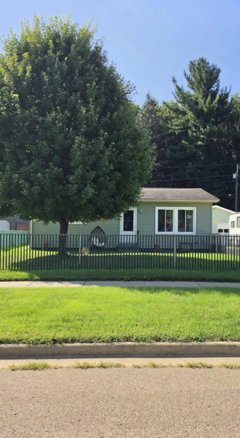 380 Cherry Street Coloma City, MI 49038