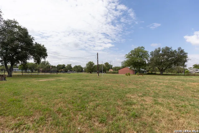 11635 BRIGGS RD Atascosa, TX 78002