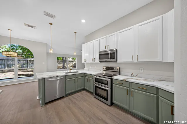 1017 SUMMER HAVEN LN Schertz, TX 78154