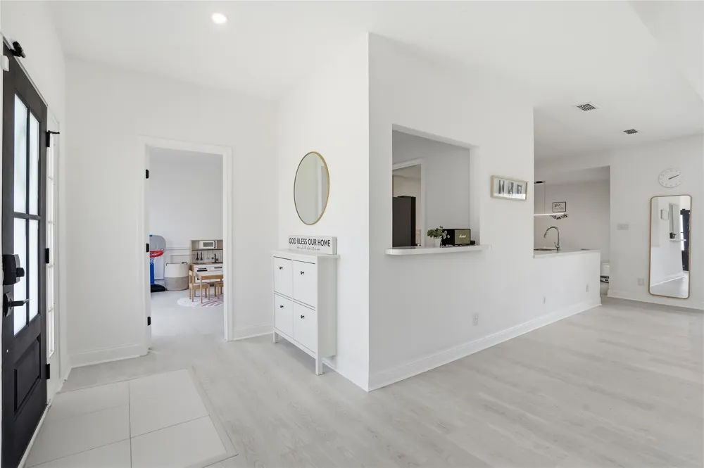 1415 Sutton Drive Carrollton, TX 75006