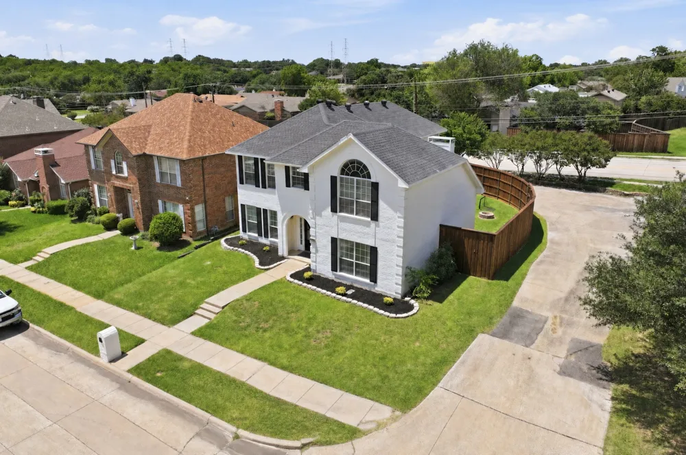 1415 Sutton Drive Carrollton, TX 75006