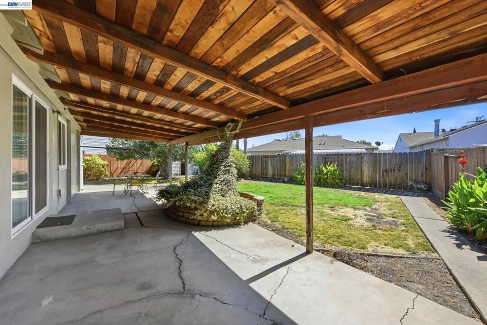 158 Via Bolsa San Lorenzo, CA 94580