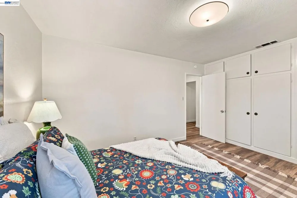 158 Via Bolsa San Lorenzo, CA 94580