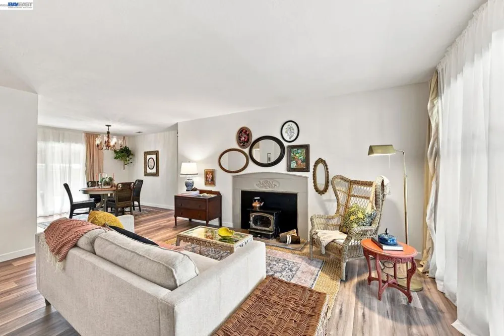 158 Via Bolsa San Lorenzo, CA 94580