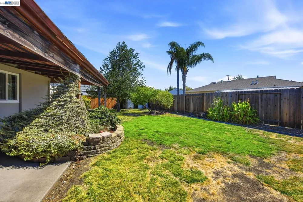 158 Via Bolsa San Lorenzo, CA 94580