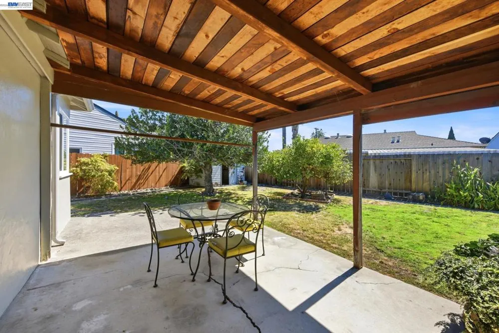 158 Via Bolsa San Lorenzo, CA 94580