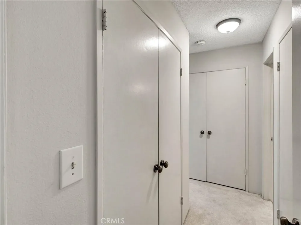 1230 Horn #408 West Hollywood, CA 90069
