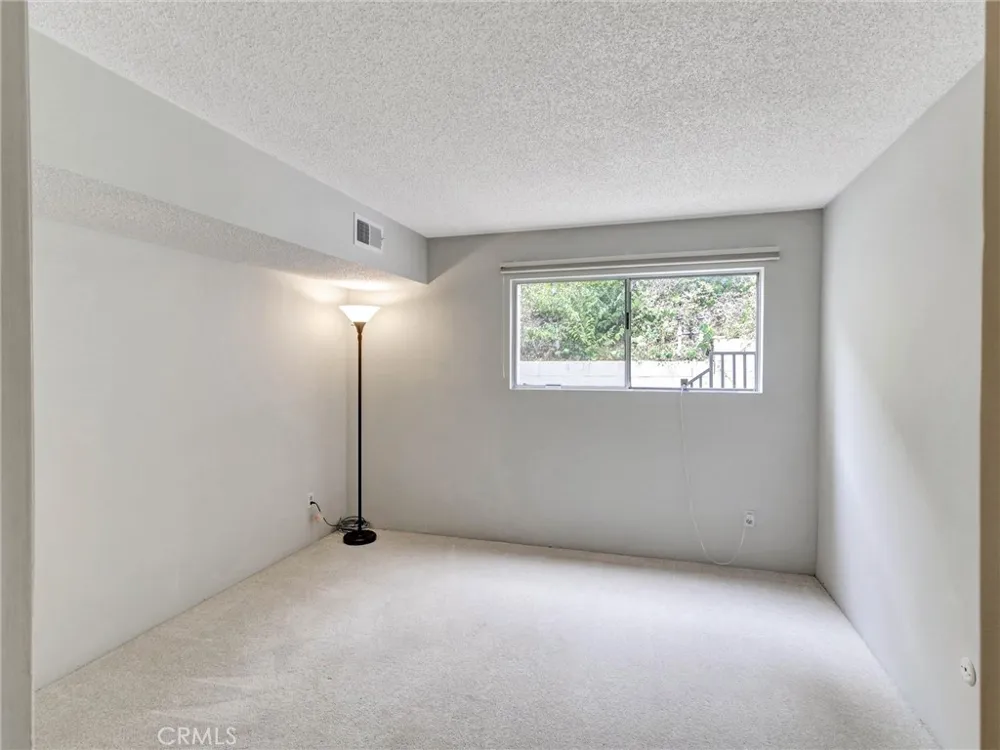 1230 Horn #408 West Hollywood, CA 90069