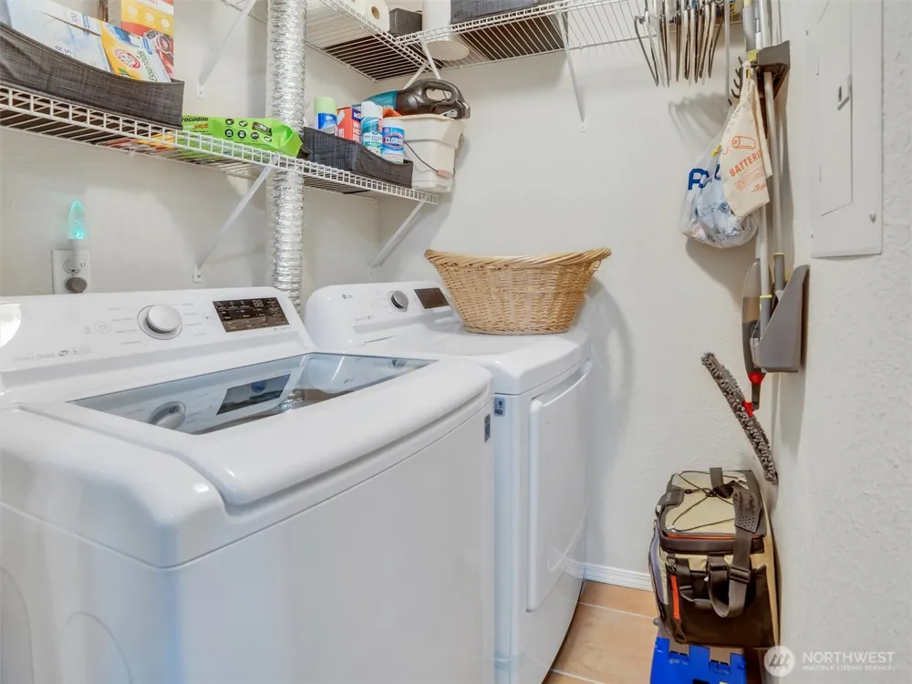 15433 Country Club Drive #C104 Mill Creek, WA 98012