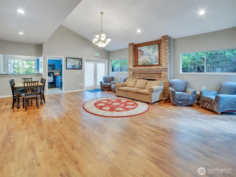15433 Country Club Drive #C104 Mill Creek, WA 98012