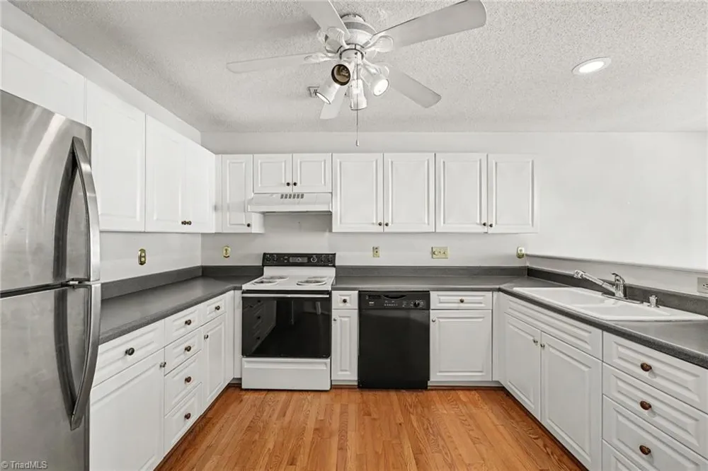 3616 Rising River Lane Greensboro, NC 27409