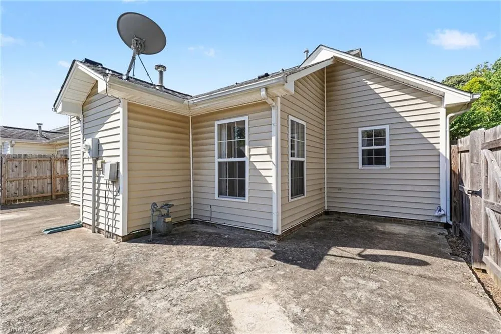 3616 Rising River Lane Greensboro, NC 27409