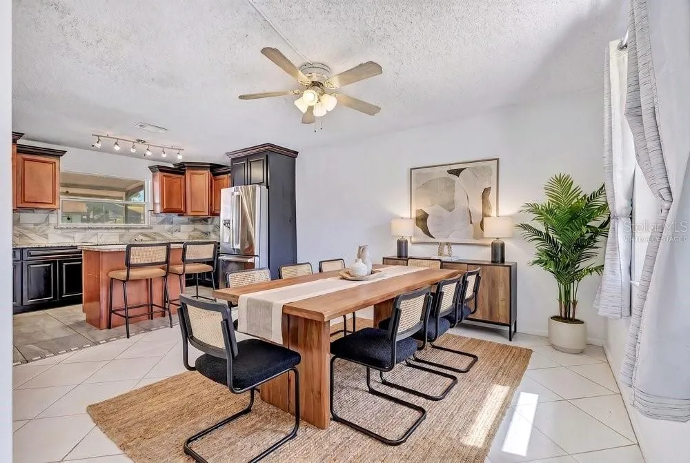 7517 QUAIL RUN COURT Orlando, FL 32819