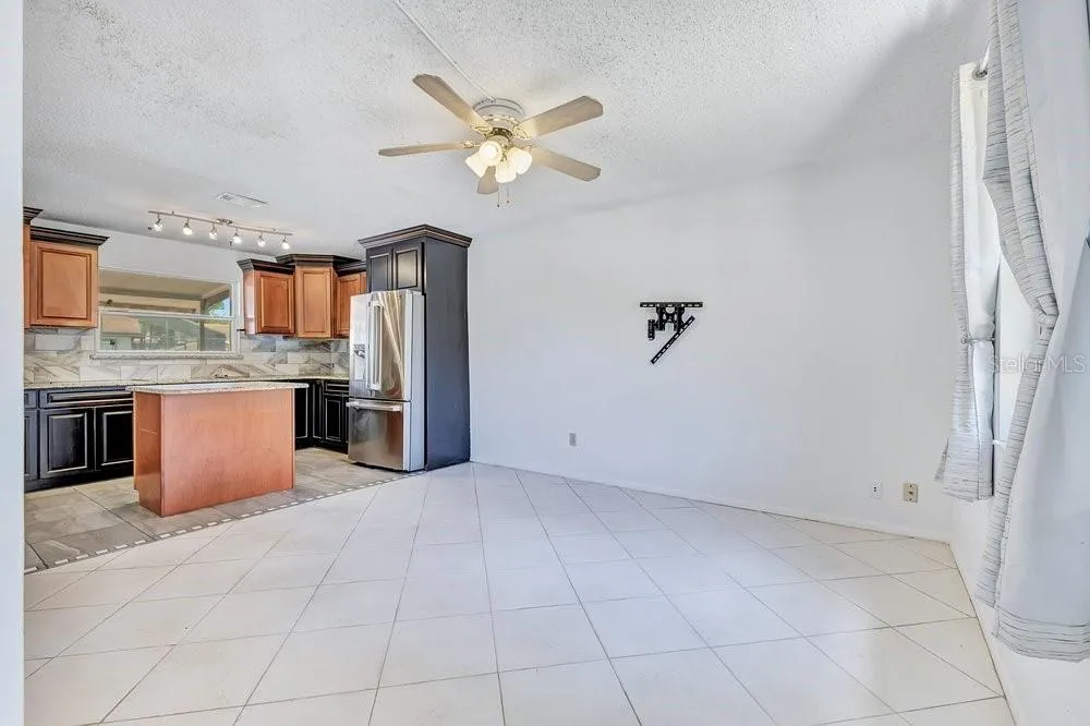 7517 QUAIL RUN COURT Orlando, FL 32819